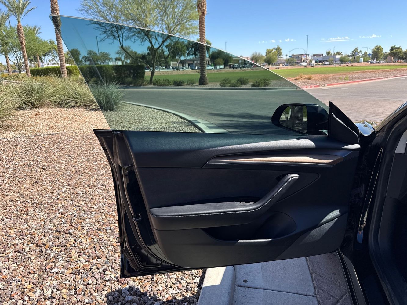 2021 Tesla Model 3 Standard Range Plus photo 7