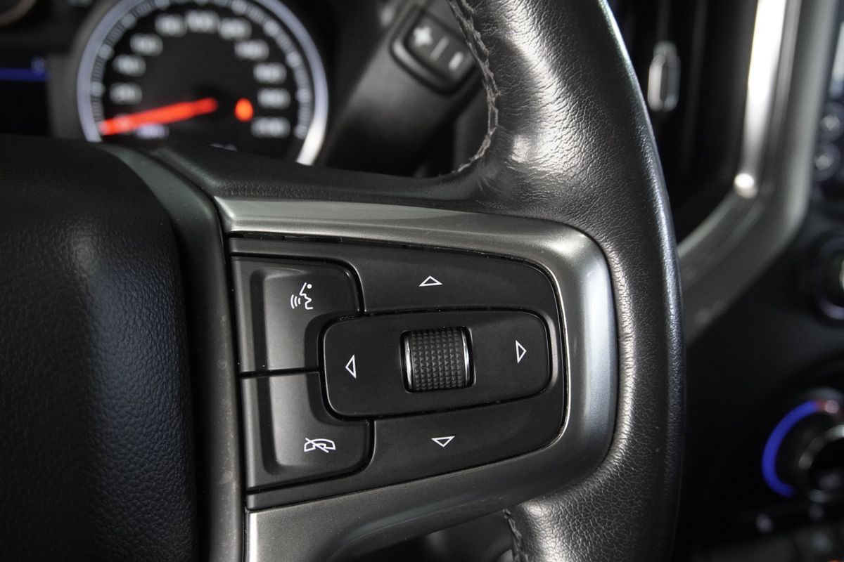 2020 Chevrolet Silverado 1500 4WD Crew Cab Short Bed RST