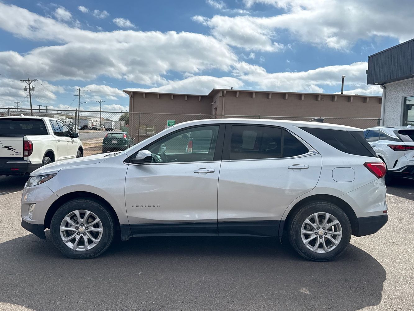 2021 Chevrolet Equinox LT photo 4