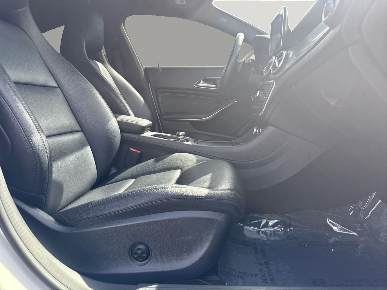 2015 Mercedes Benz CLA 250 photo 11