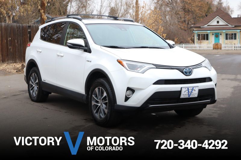2017 Toyota RAV4 Hybrid XLE | Victory Motors of Colorado