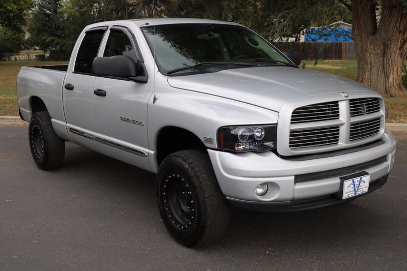 2004 Dodge Ram 1500 Photos