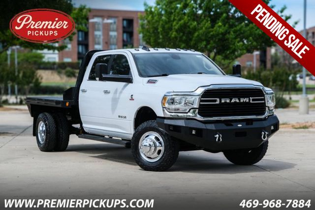 White 2019 RAM 3500 Big Horn Crew Cab LB DRW 4WD Pickup Truck Four-Wheel Drive 6-Speed Automatic