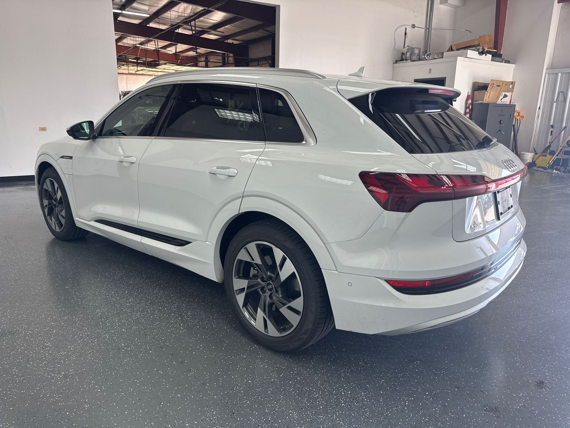 2022 Audi e-tron Premium Plus photo 6