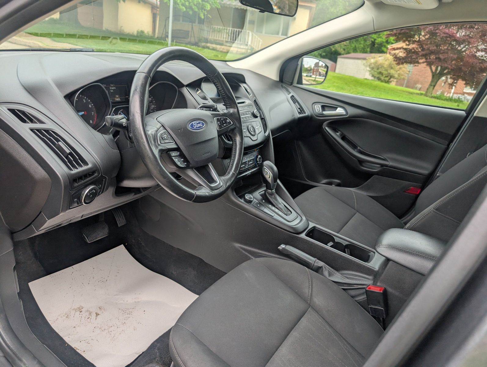 2017 Ford Focus 92