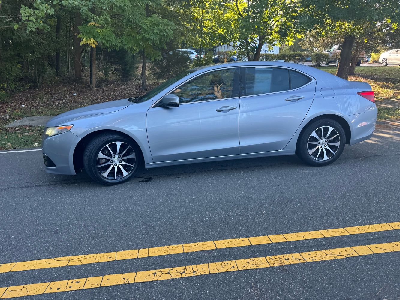 2015 Acura TLX Technology photo 16