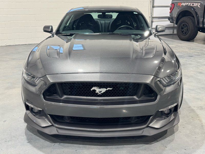 2017 Ford Mustang GT Premium, photo 8