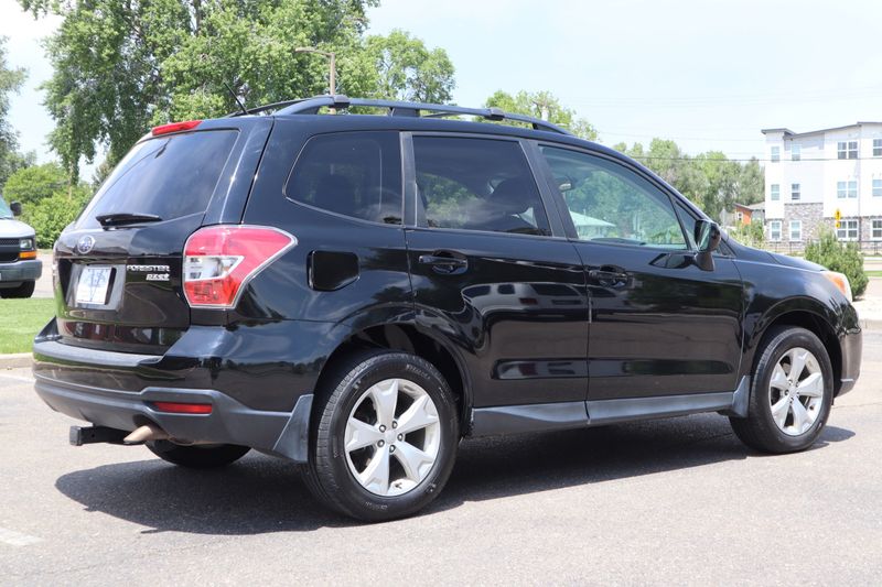 2014 Subaru Forester Photos