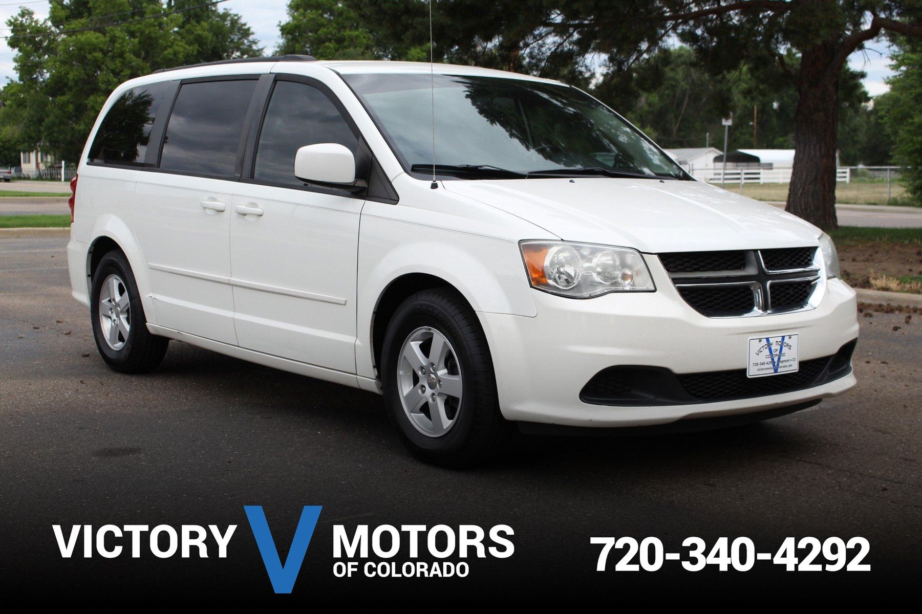 2011 Dodge Grand Caravan Mainstreet | Victory Motors of Colorado