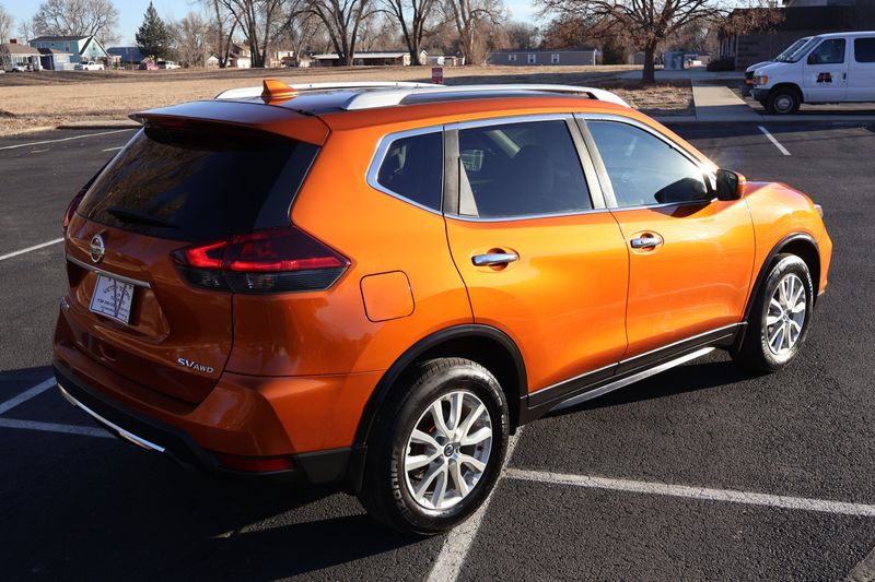 2018 Nissan Rogue Photos