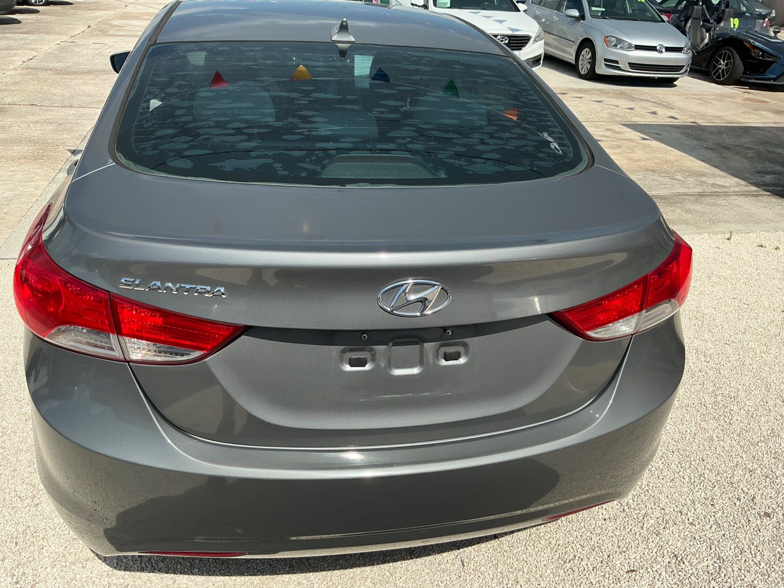 2013 Hyundai Elantra GLS photo 4