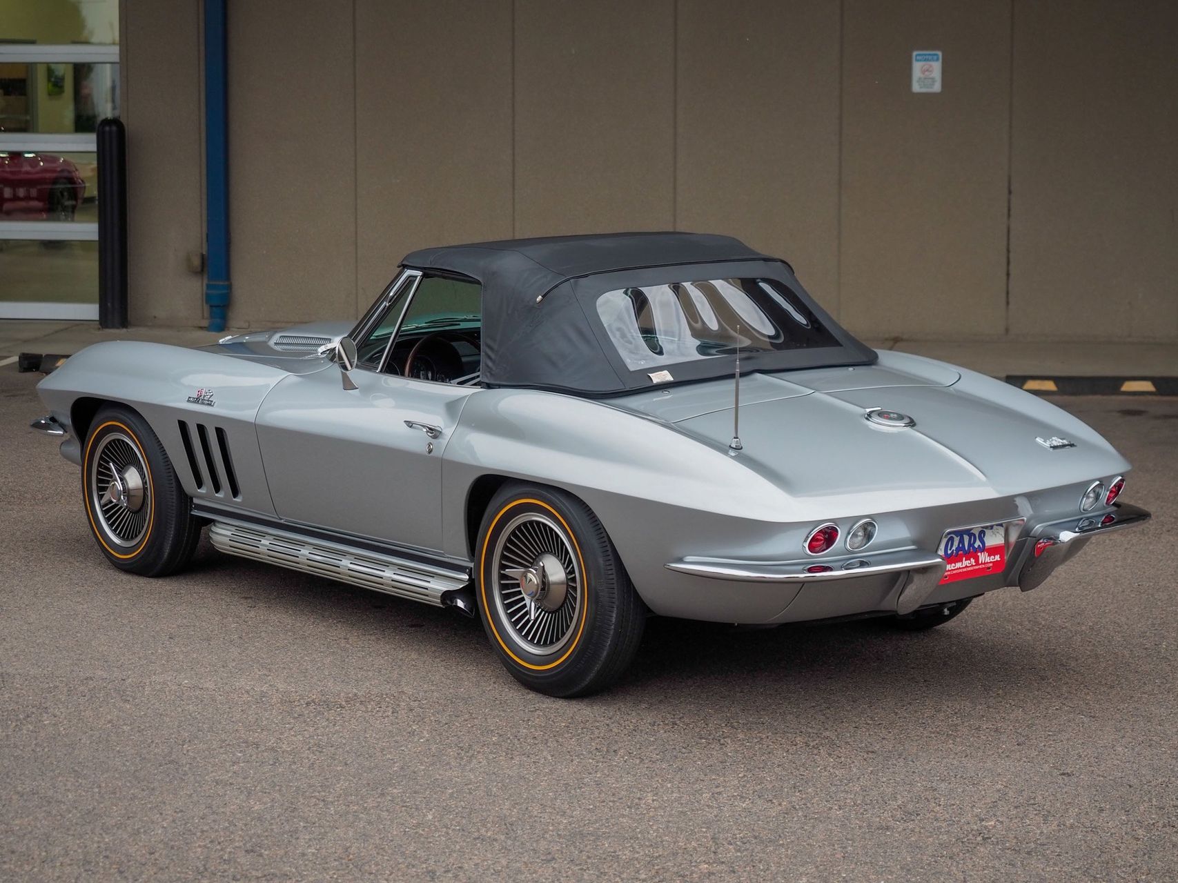 1966 Chevrolet Corvette 10