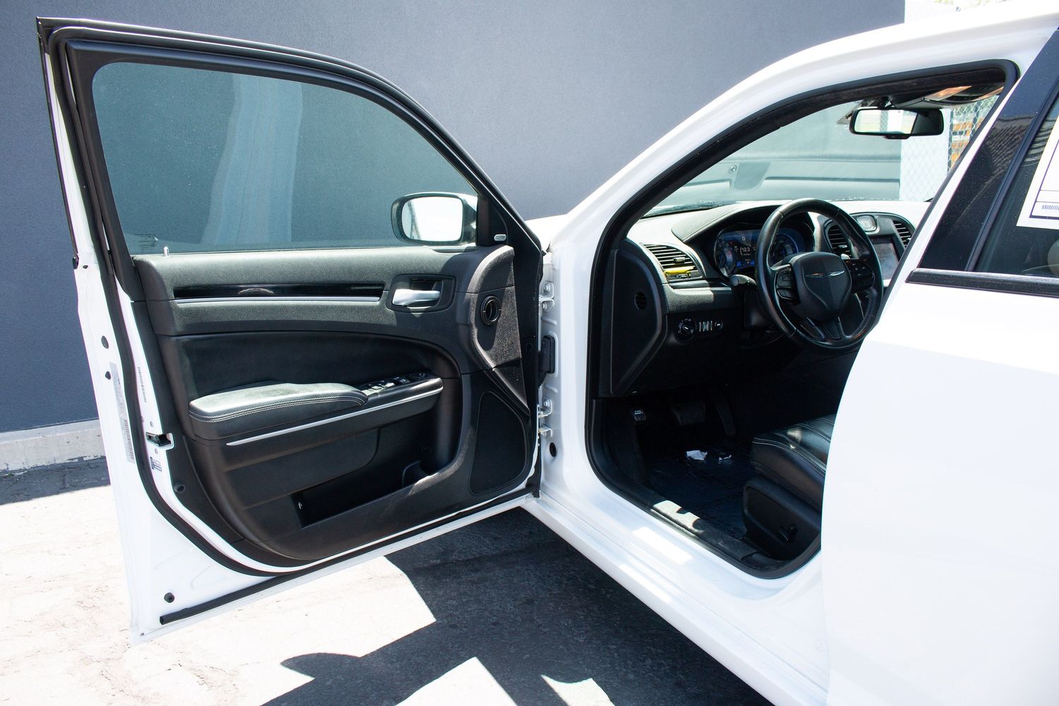2020 Chrysler 300 S - Photo 21