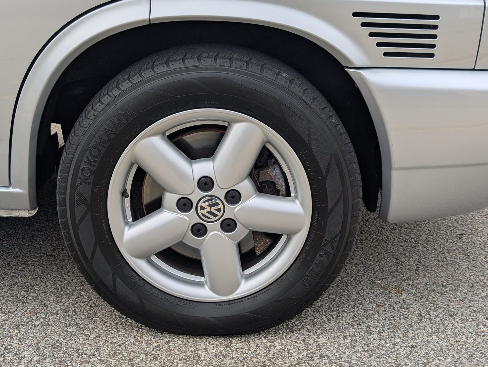 2003 Volkswagen EuroVan 22