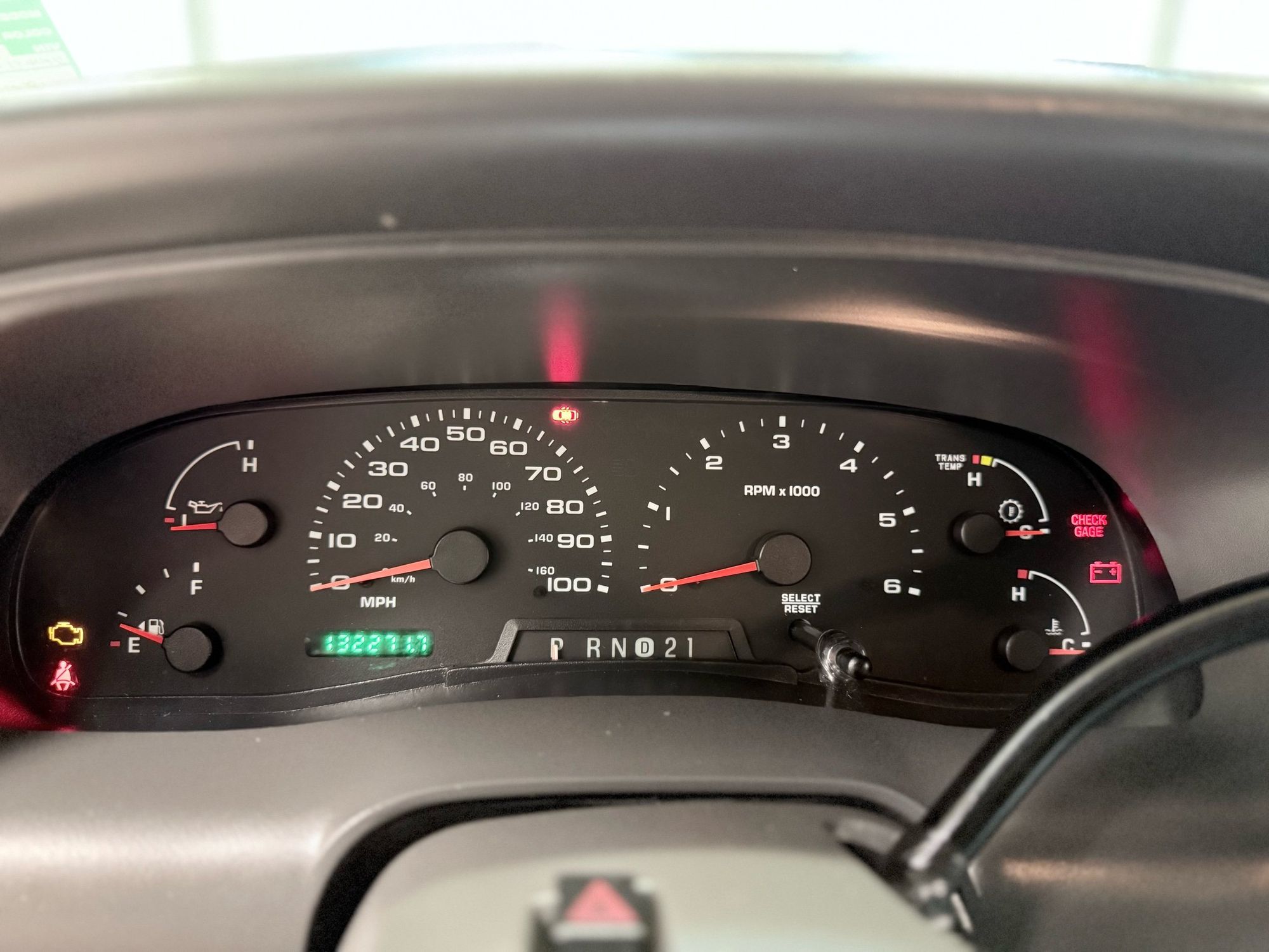 2003 Ford Excursion XLT photo 28