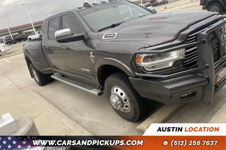 2022 RAM Ram 3500 Pickup Laramie's photo