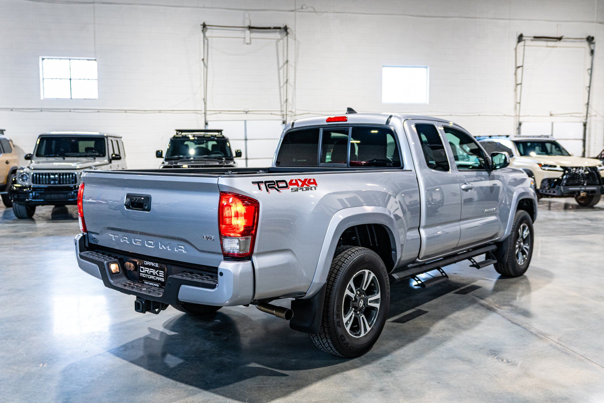 2017 Toyota Tacoma TRD Sport, photo 16