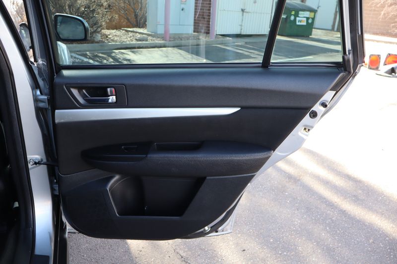 2012 Subaru Outback 2.5i | Victory Motors of Colorado