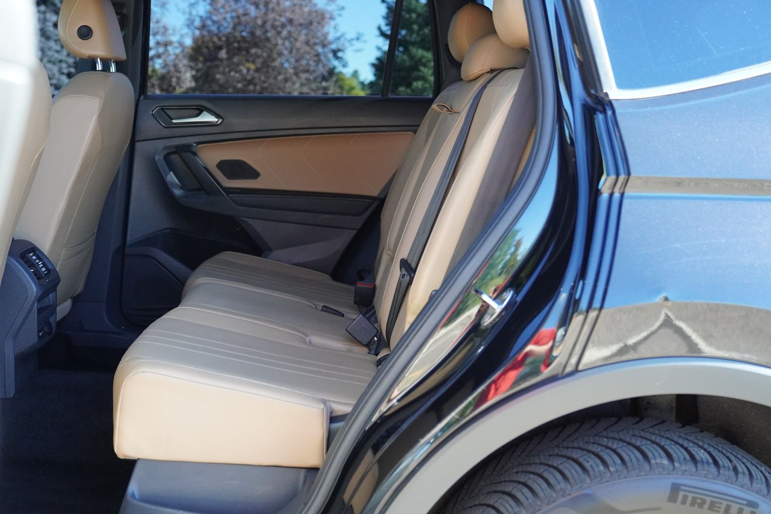 2022 Volkswagen Tiguan SE photo 11