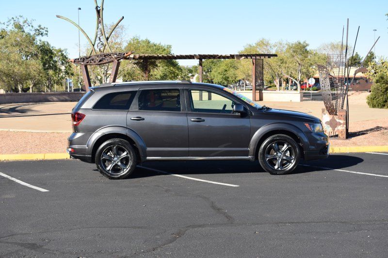 2016 Dodge Journey CrossRoad Plus photo 3