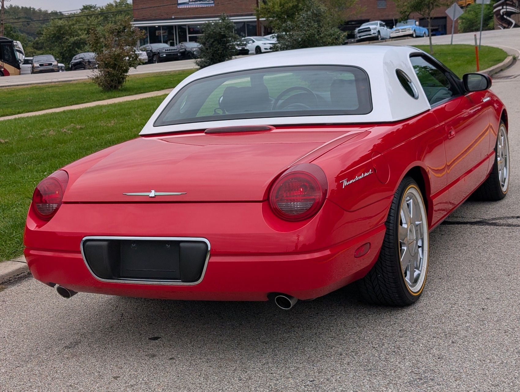2002 Ford Thunderbird 117