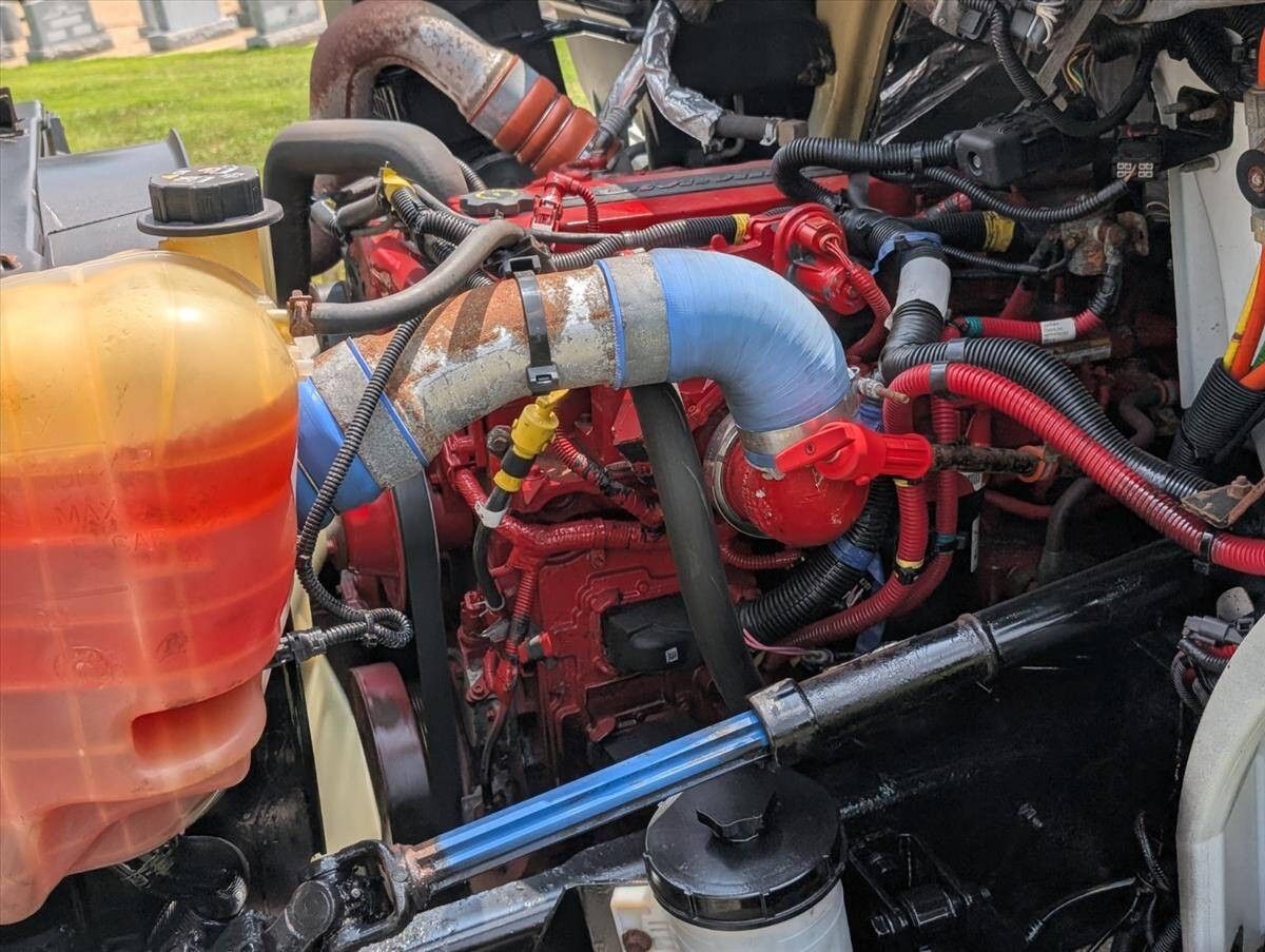 2018 International DuraStar 4300 99