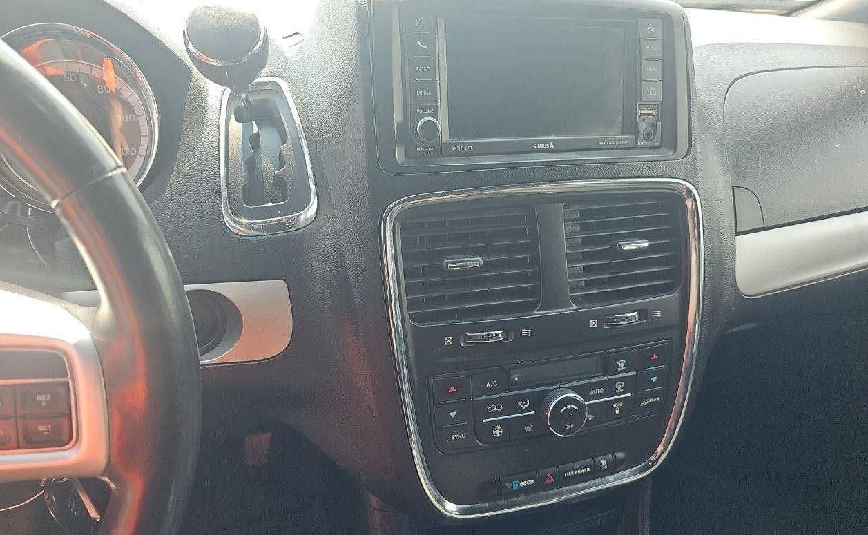 2018 Dodge Grand Caravan GT photo 11