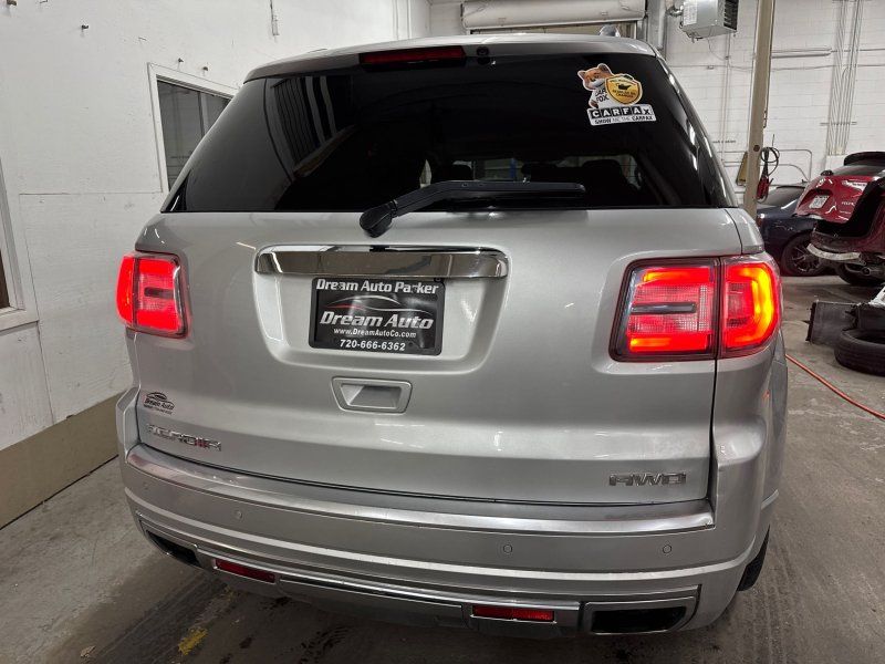 2013 GMC Acadia Denali photo 5