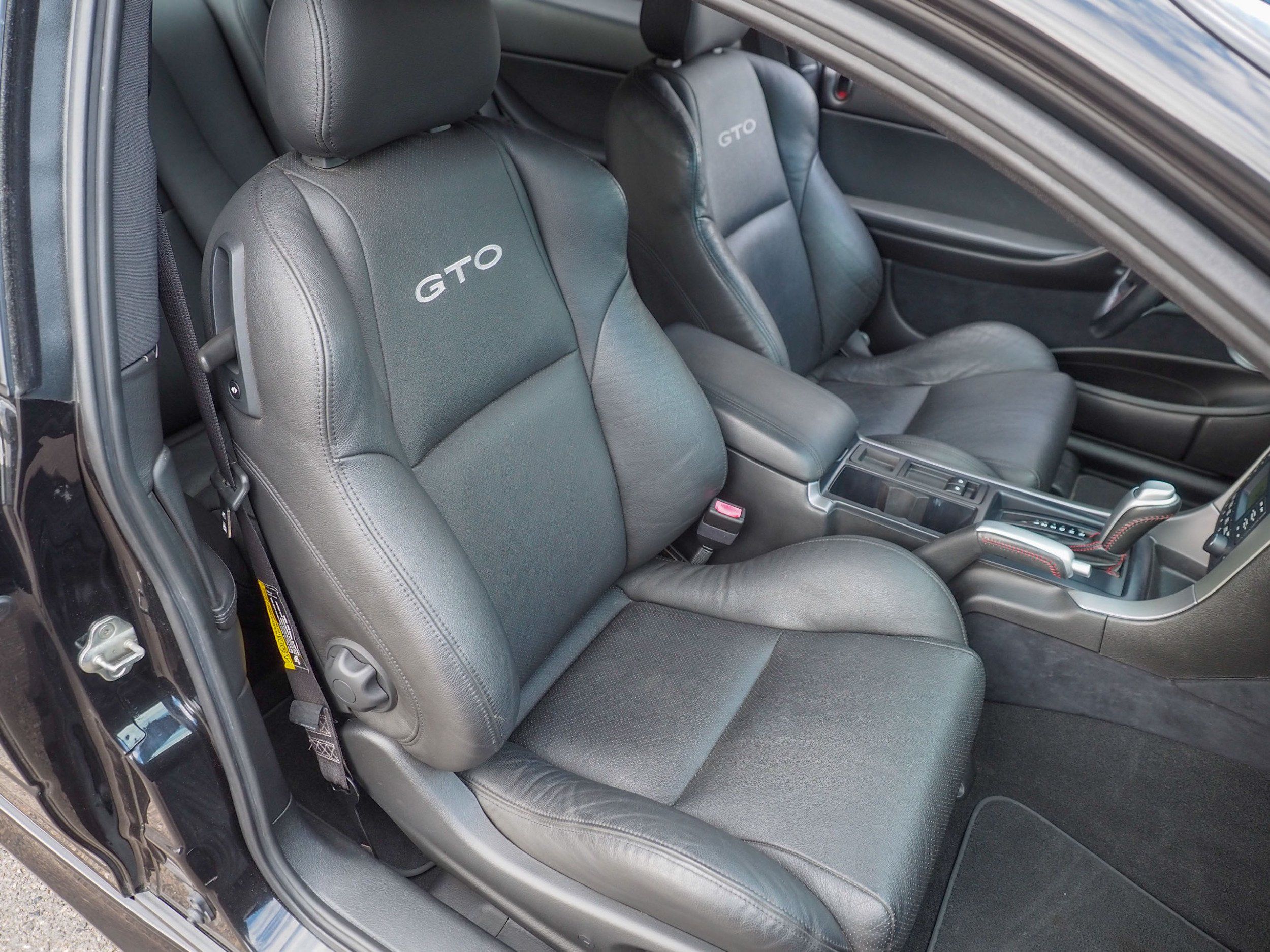 2005 Pontiac GTO Black 