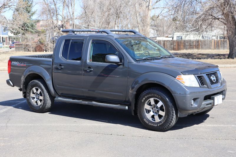 2010 Nissan Frontier Photos