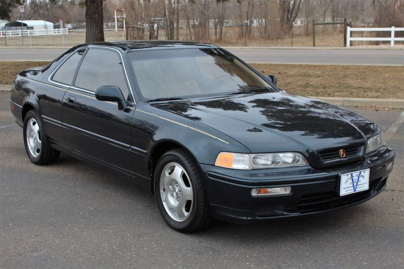 1995 Acura Legend Photos