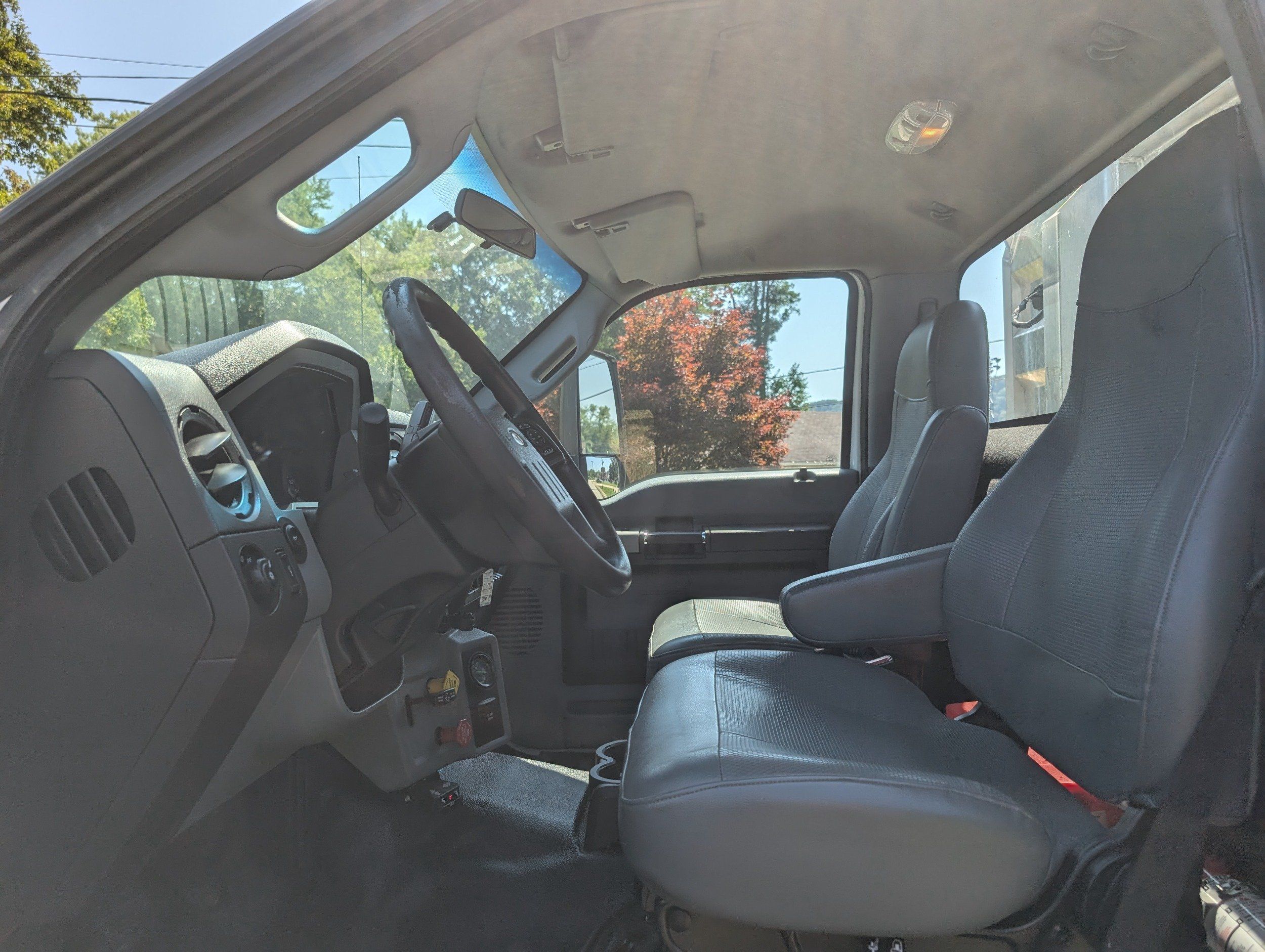 2018 Ford F-650 SuperCab photo 45
