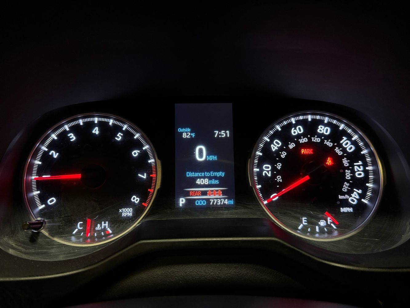 2022 Toyota RAV4 LE photo 14