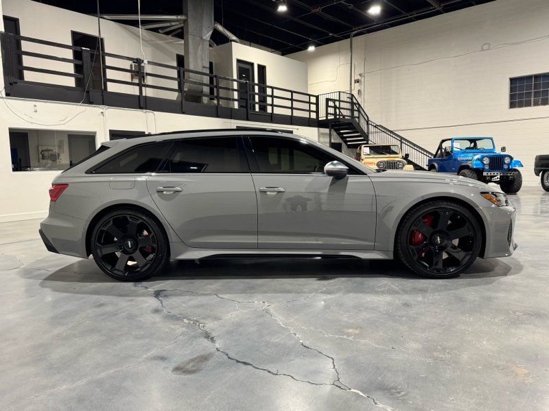 2021 Audi RS 6 Avant 4.0T quattro Avant, photo 6