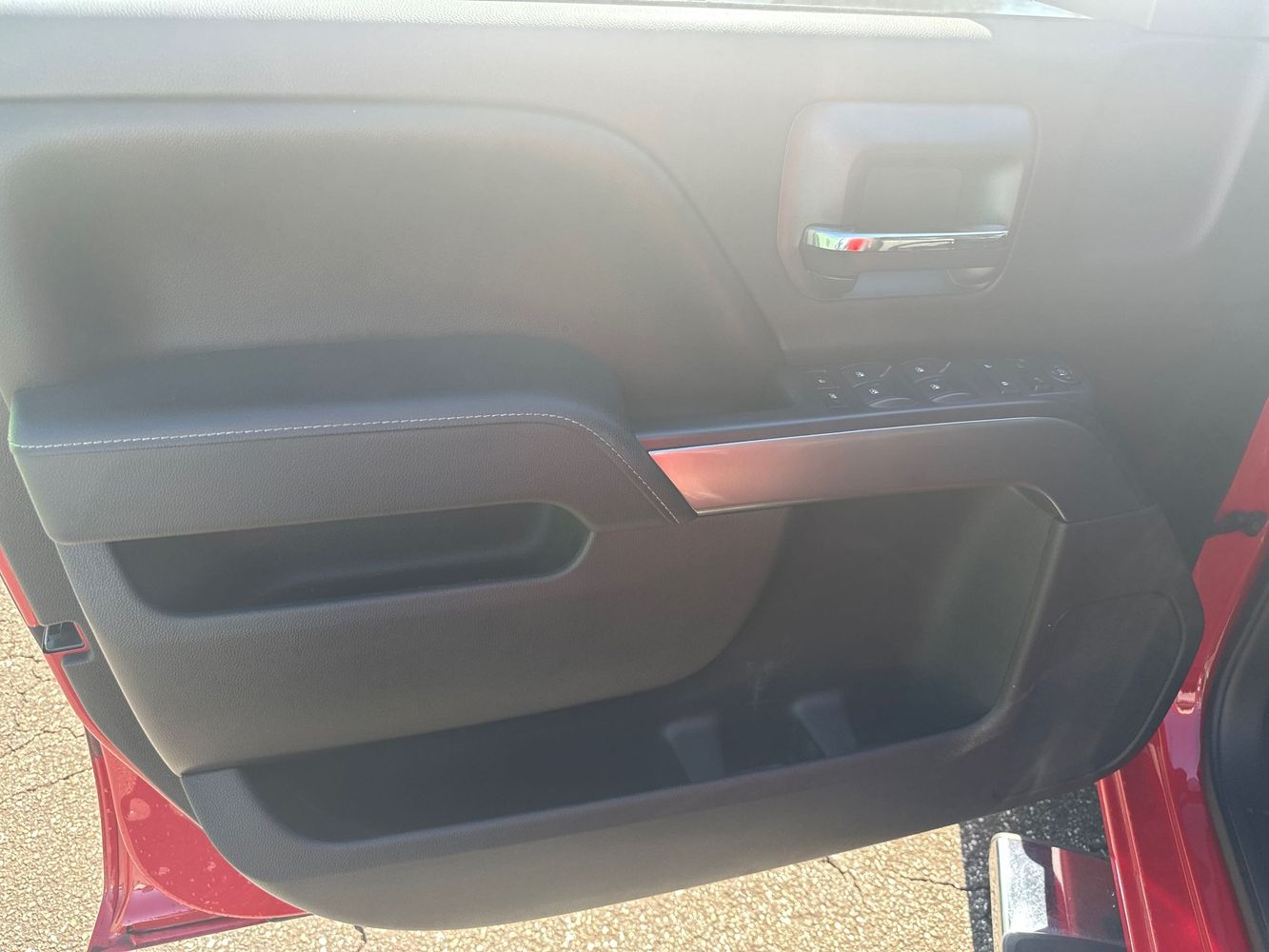 2014 Chevrolet Silverado 1500 LT photo 13