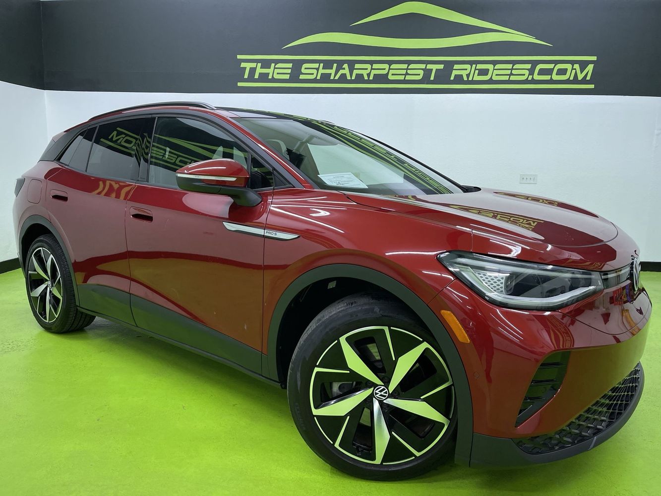 2023 Volkswagen ID.4 Base's photo