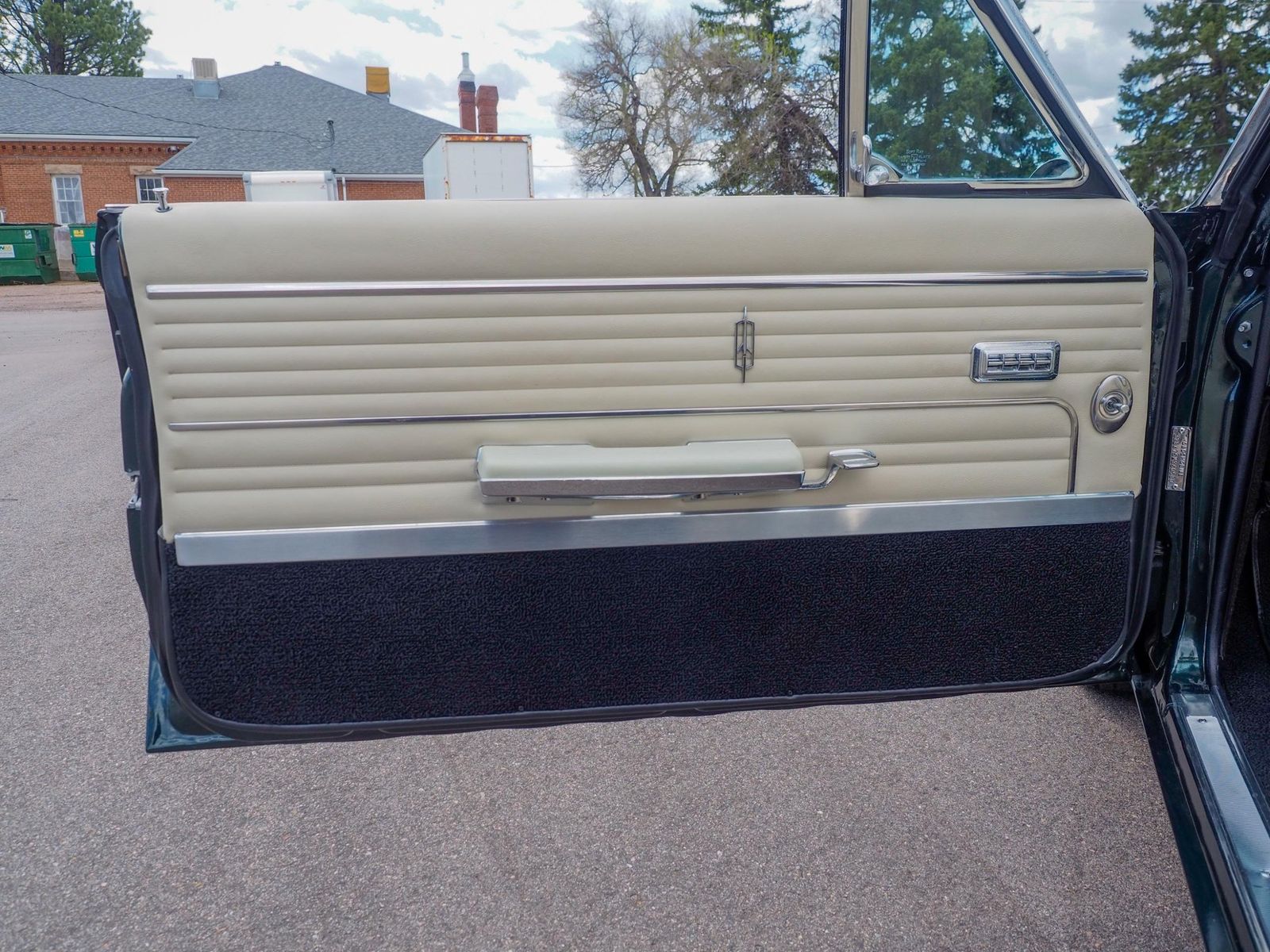 1965 Oldsmobile Cutlass 76