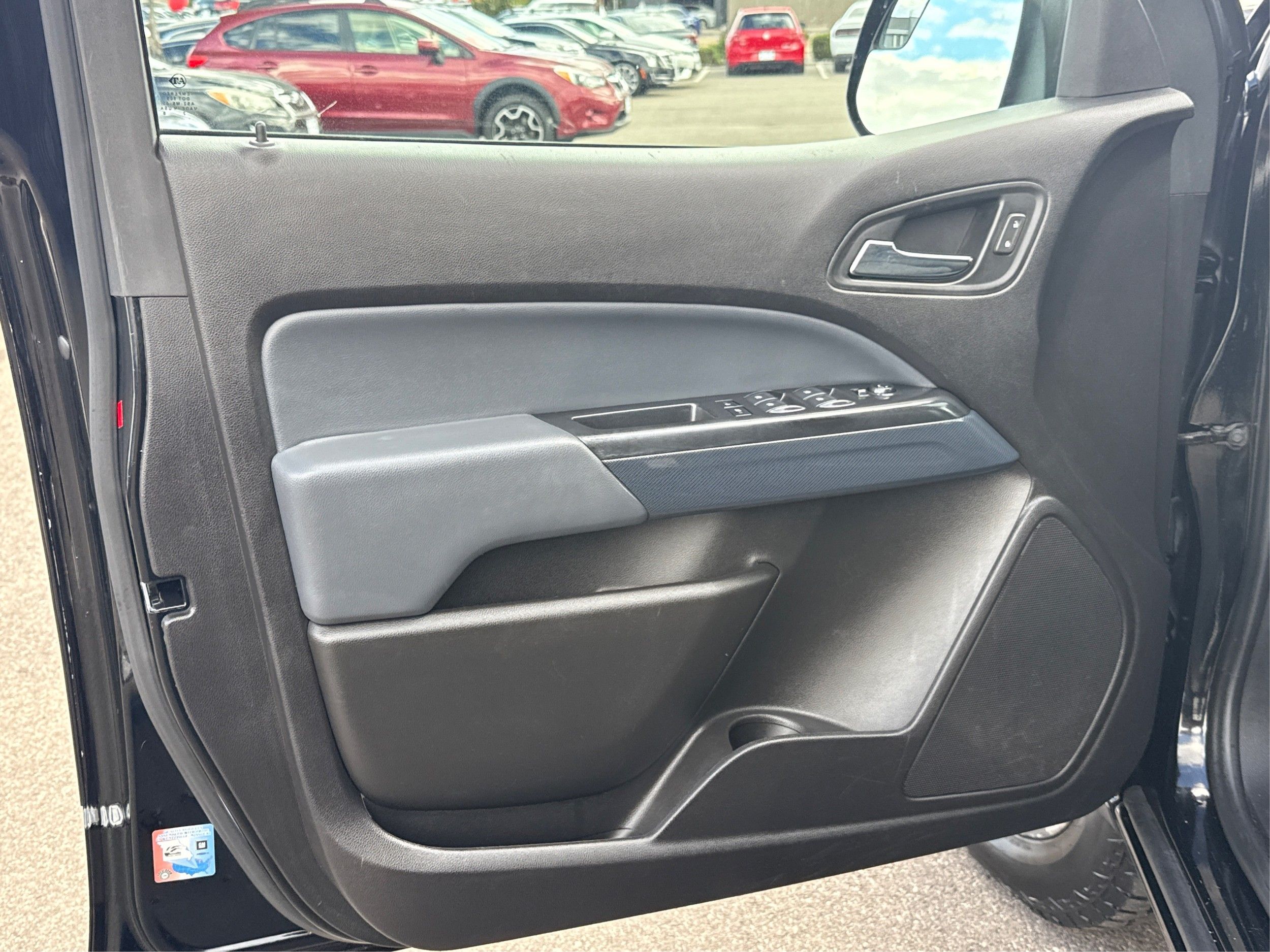 2018 Chevrolet Colorado Z71 photo 19