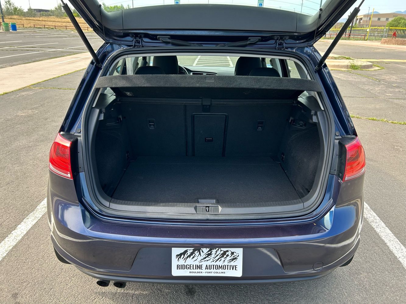 2016 Volkswagen Golf TSI S photo 21