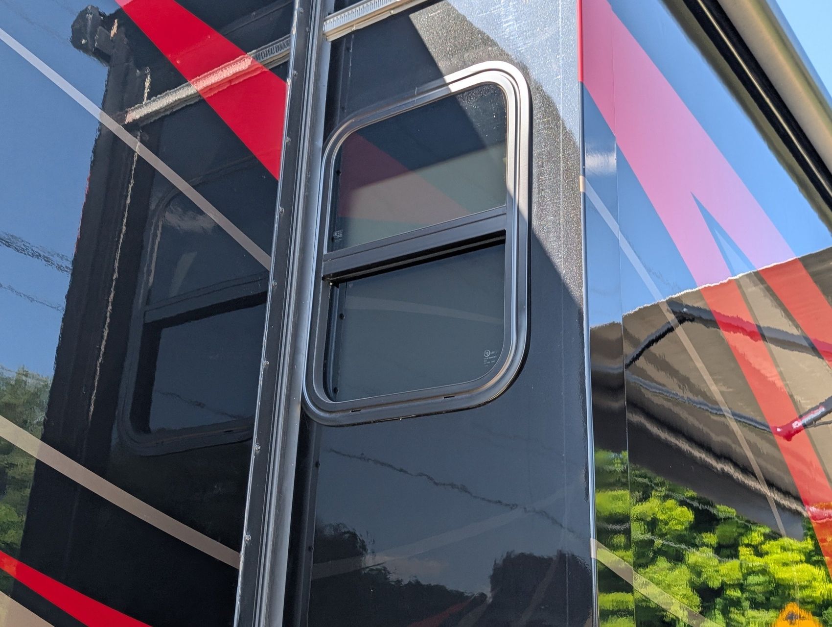 2019 Jayco Embark 51