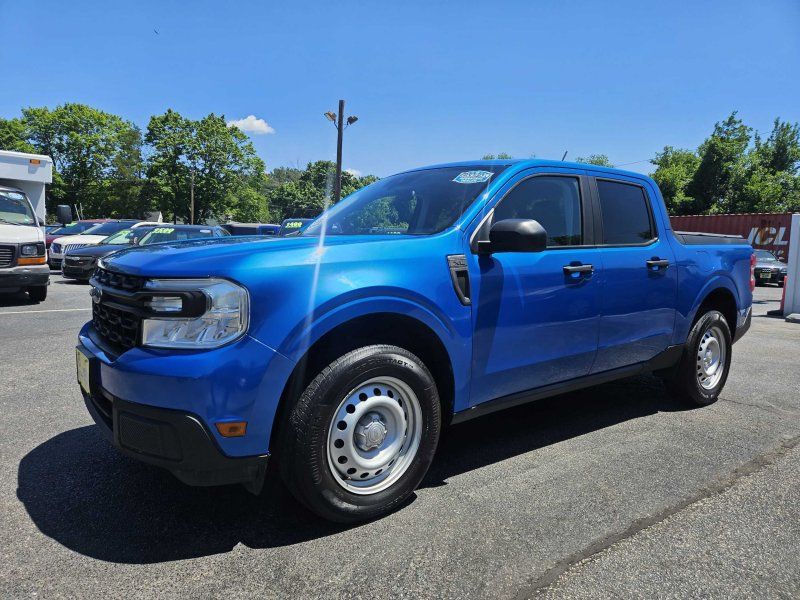 2022 Ford Maverick XL