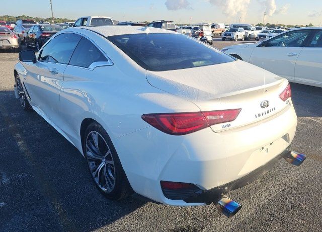 2018 Infiniti Q60 3.0t Luxe photo 3