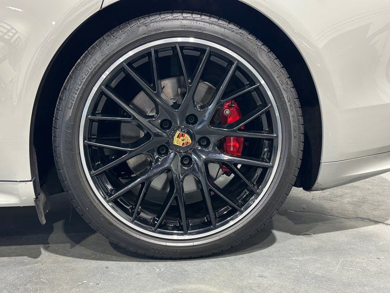 2023 Porsche Panamera GTS, photo 10