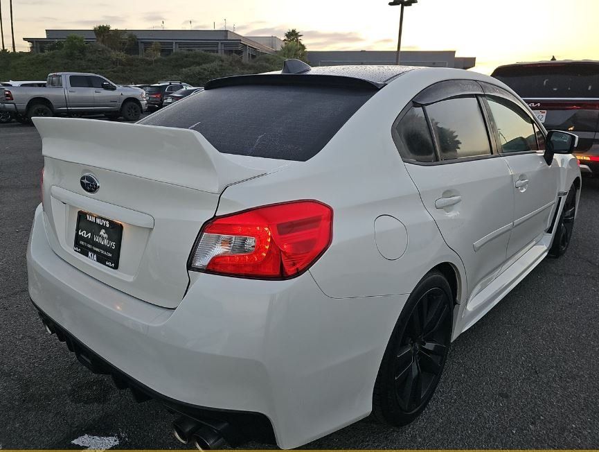 2017 Subaru WRX Premium photo 4
