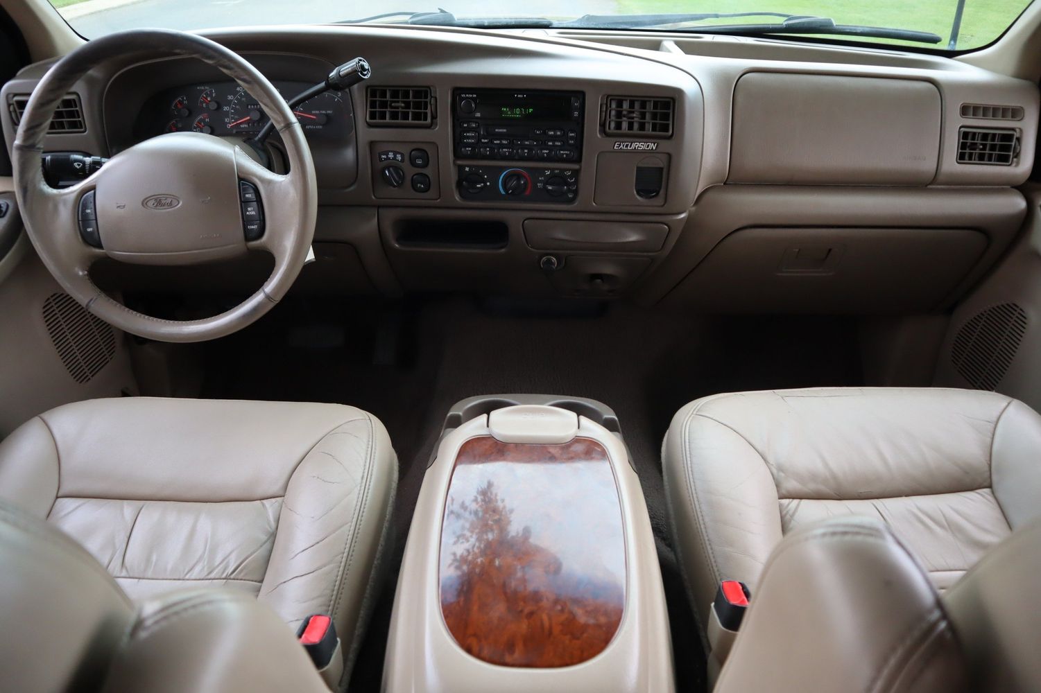 2000 ford excursion limited seats
