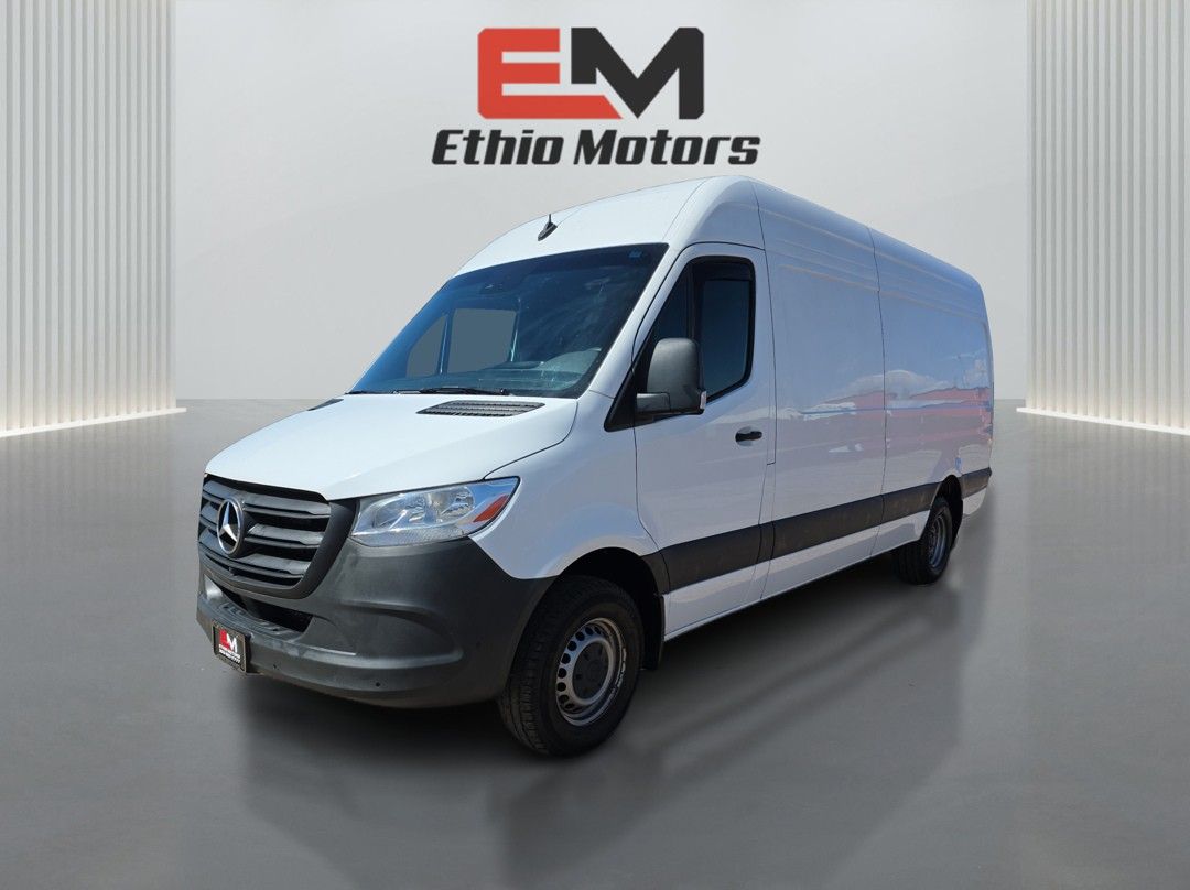 2024 Mercedes-Benz Sprinter 3500 170 WB HO High Roof's photo