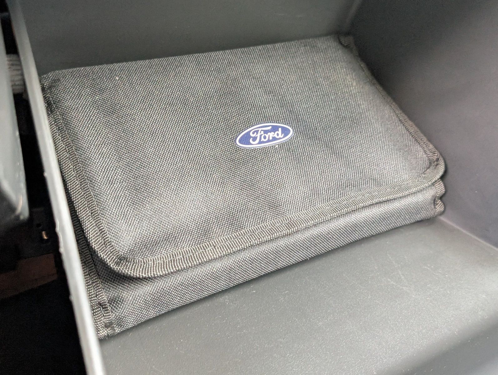 2019 Ford Escape 25