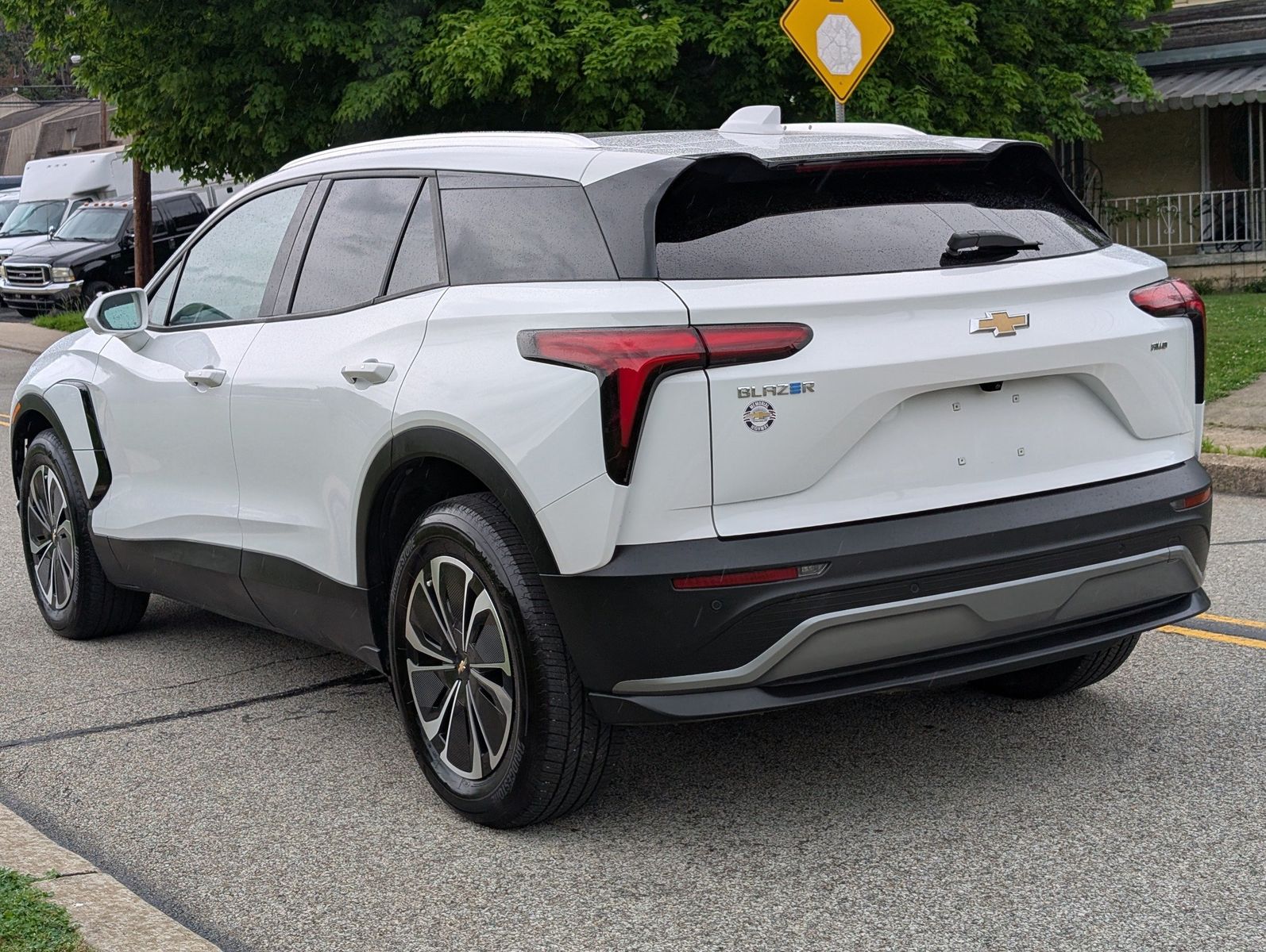 2024 Chevrolet Blazer EV 9