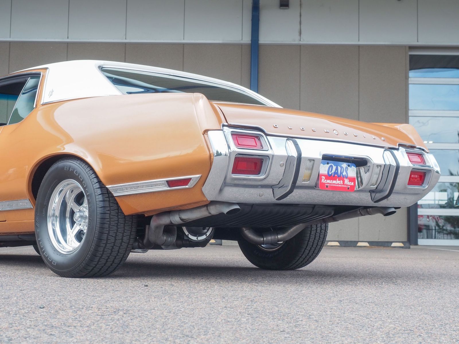1971 Oldsmobile Cutlass 4