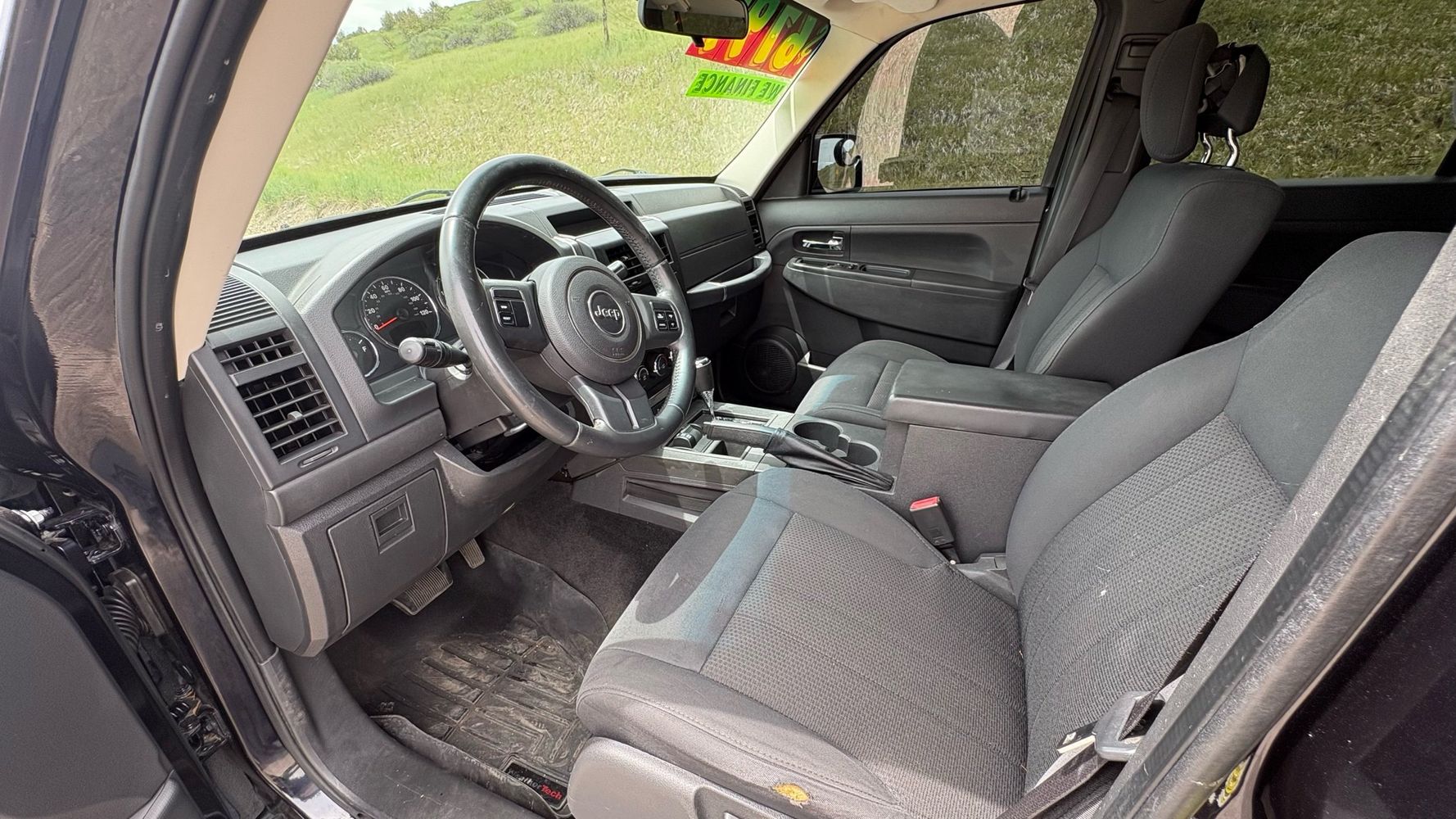 2011 Jeep Liberty Sport - Photo 10